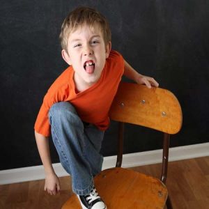 کودکان بیش فعال,نشانه های کودکان بیش فعال,